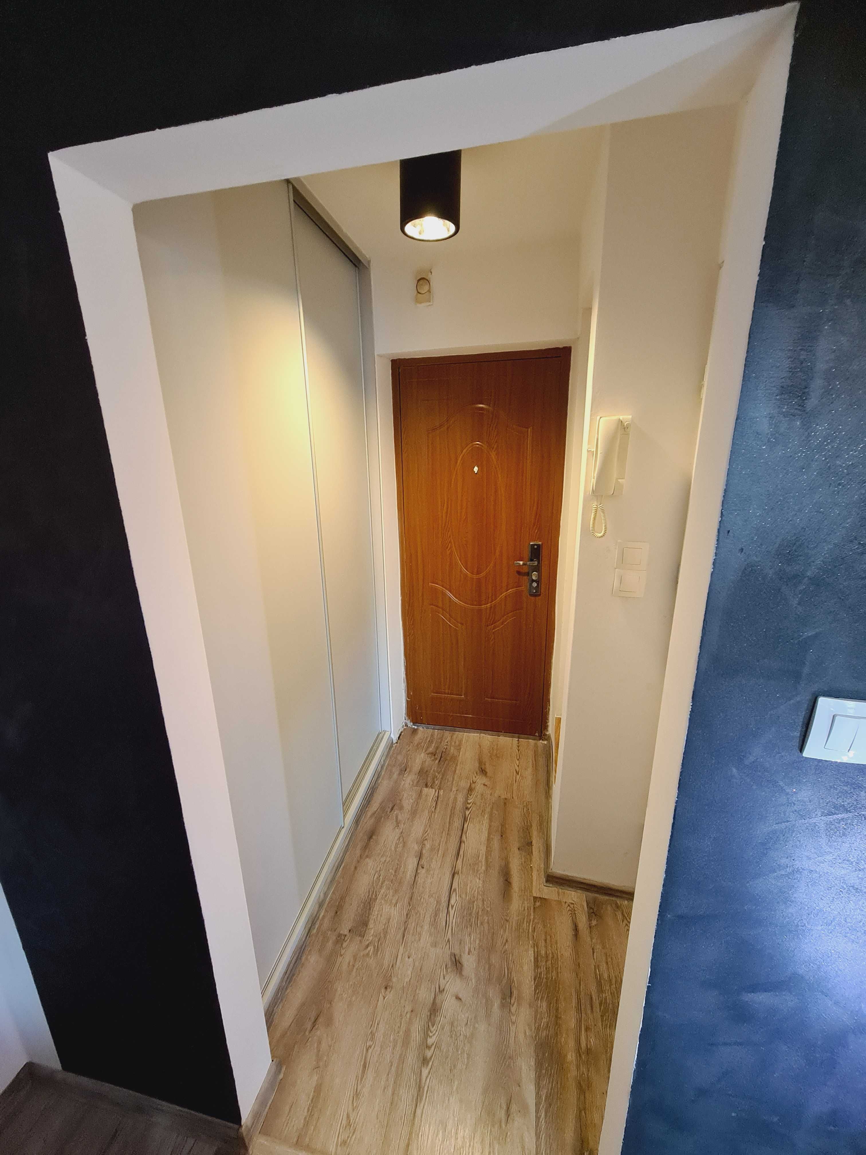 Modern Studio Apartment Near Cathedral with Parking