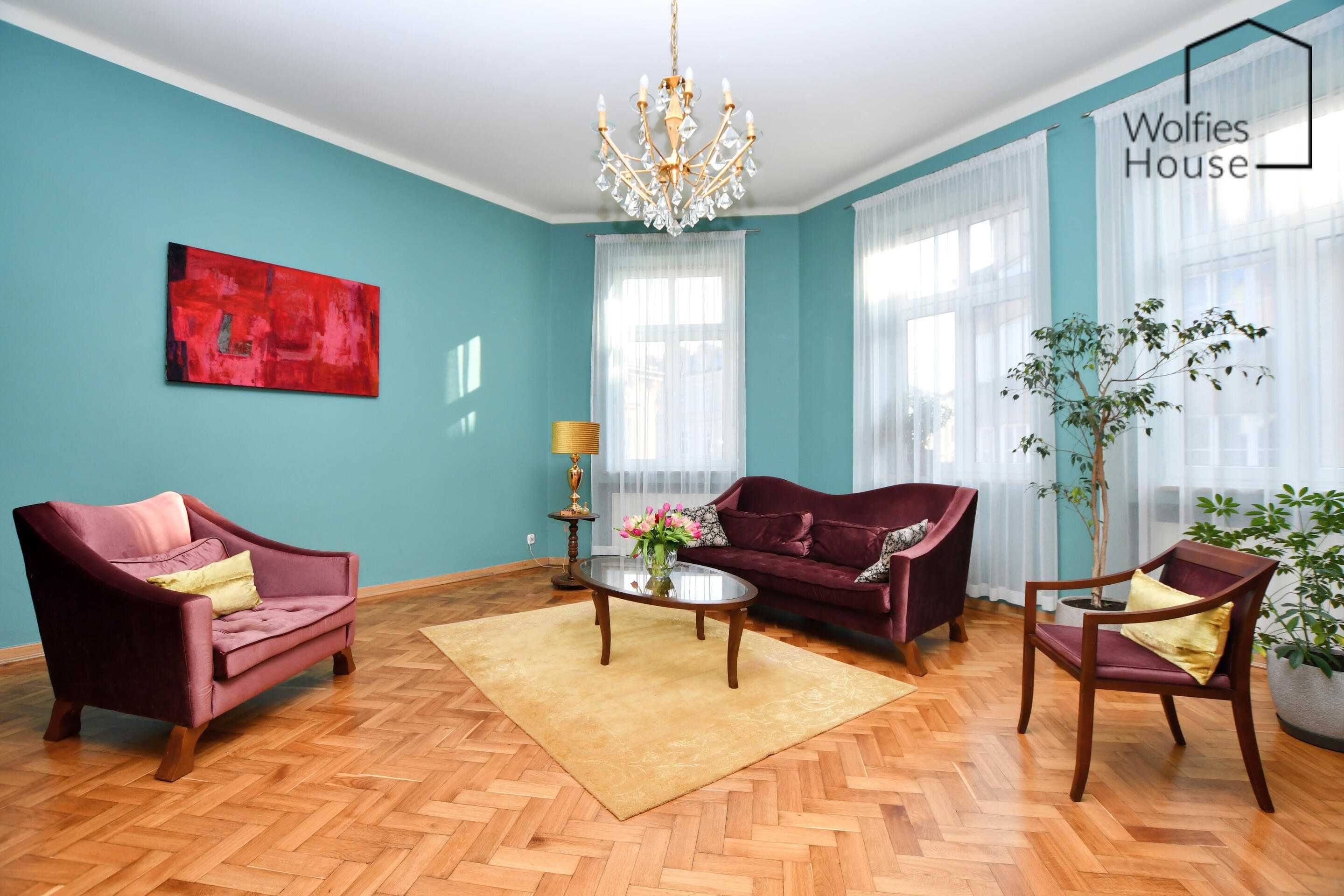 Spacious Apartment in Krakow City Center