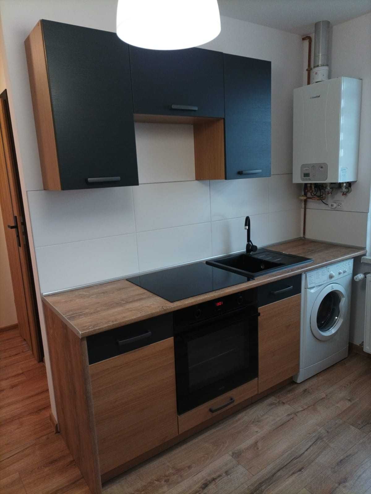 Large Studio Apartment in Zabrze City Center, 33m2, Fully Renovated