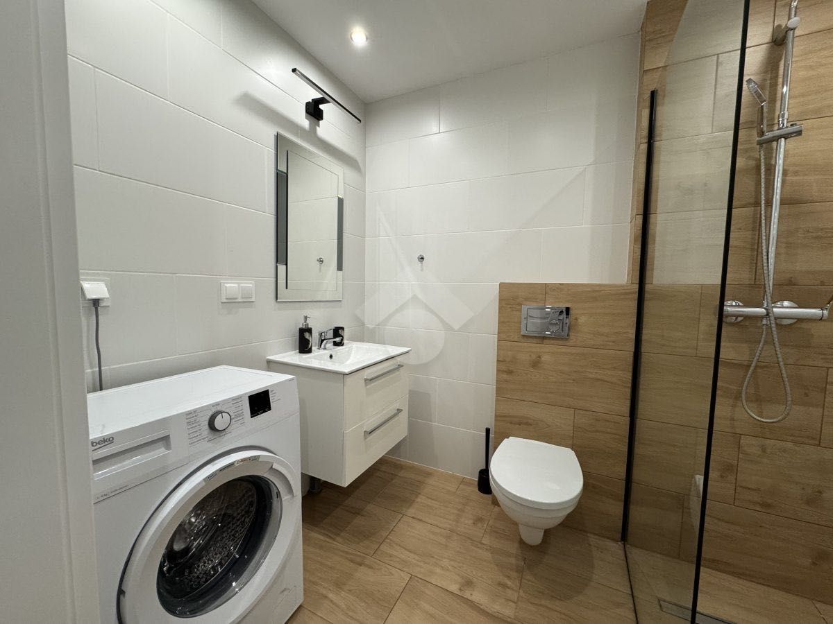 Compact 30.1m² Apartment in Wola Duchacka, Kraków with Modern Amenities