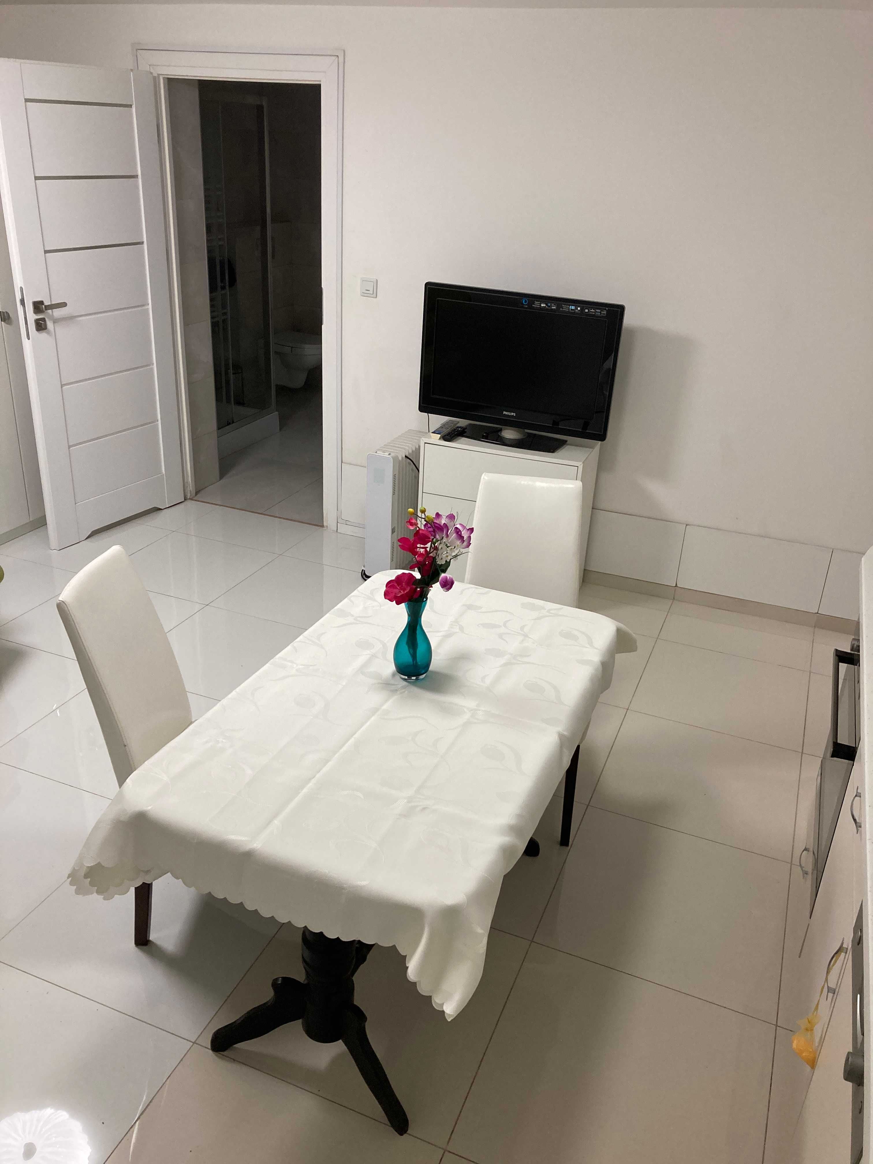 1-Bedroom Apartment in Bronowice, Krakow - 30m² Modern Living Space