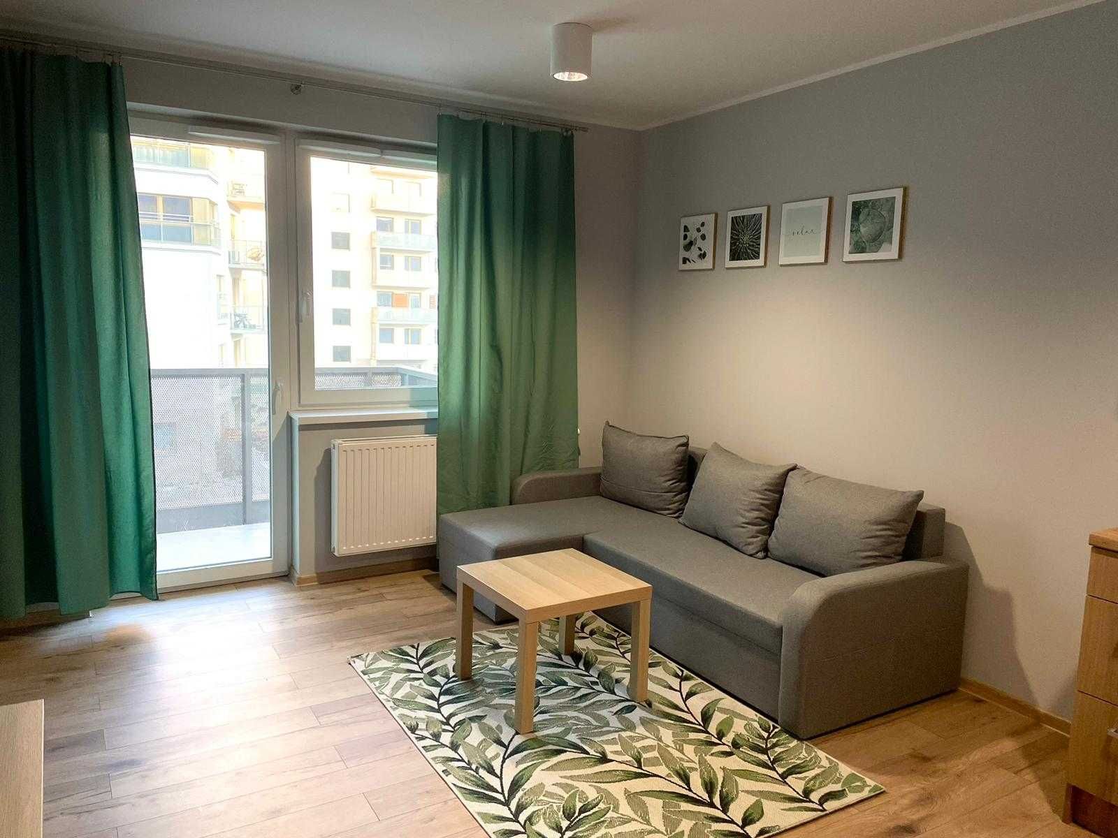 Вроцлавдағы заманауи студия, 28.4м², толық жабдықталған