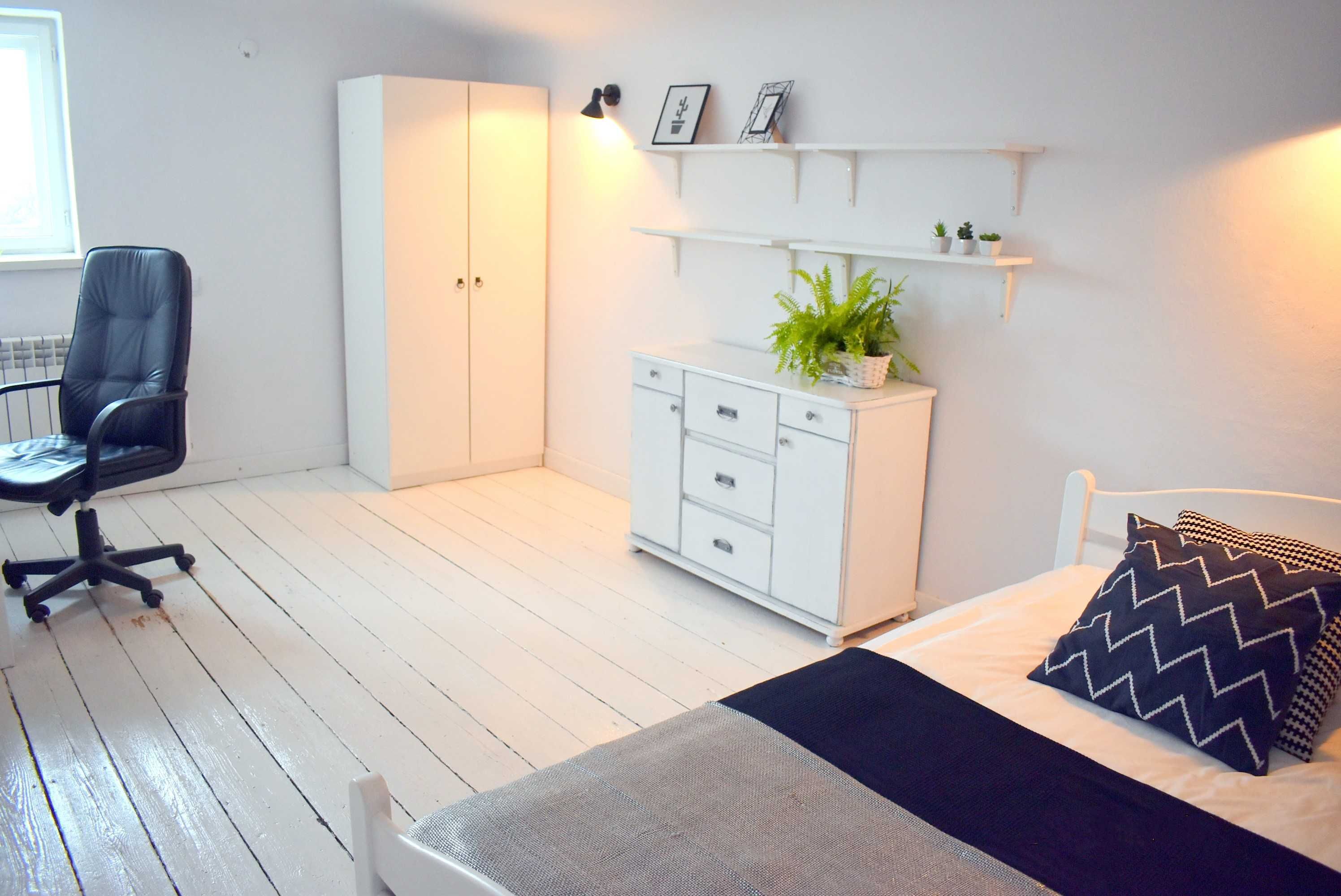 Modern Studio Apartment in City Center