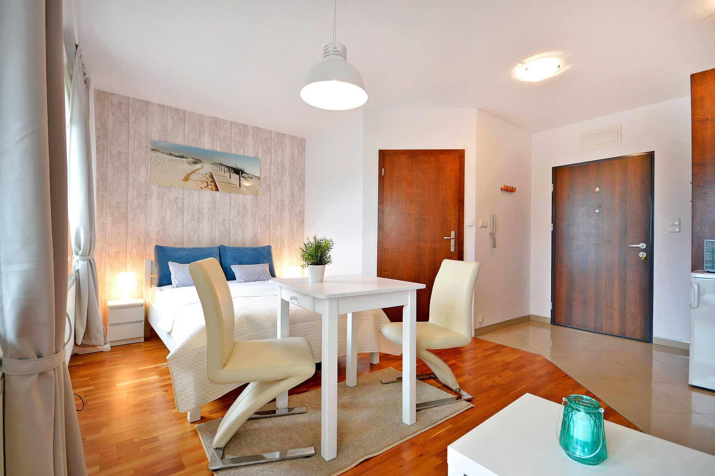Studio Apartment on Closed, Monitored Estate with Park View
