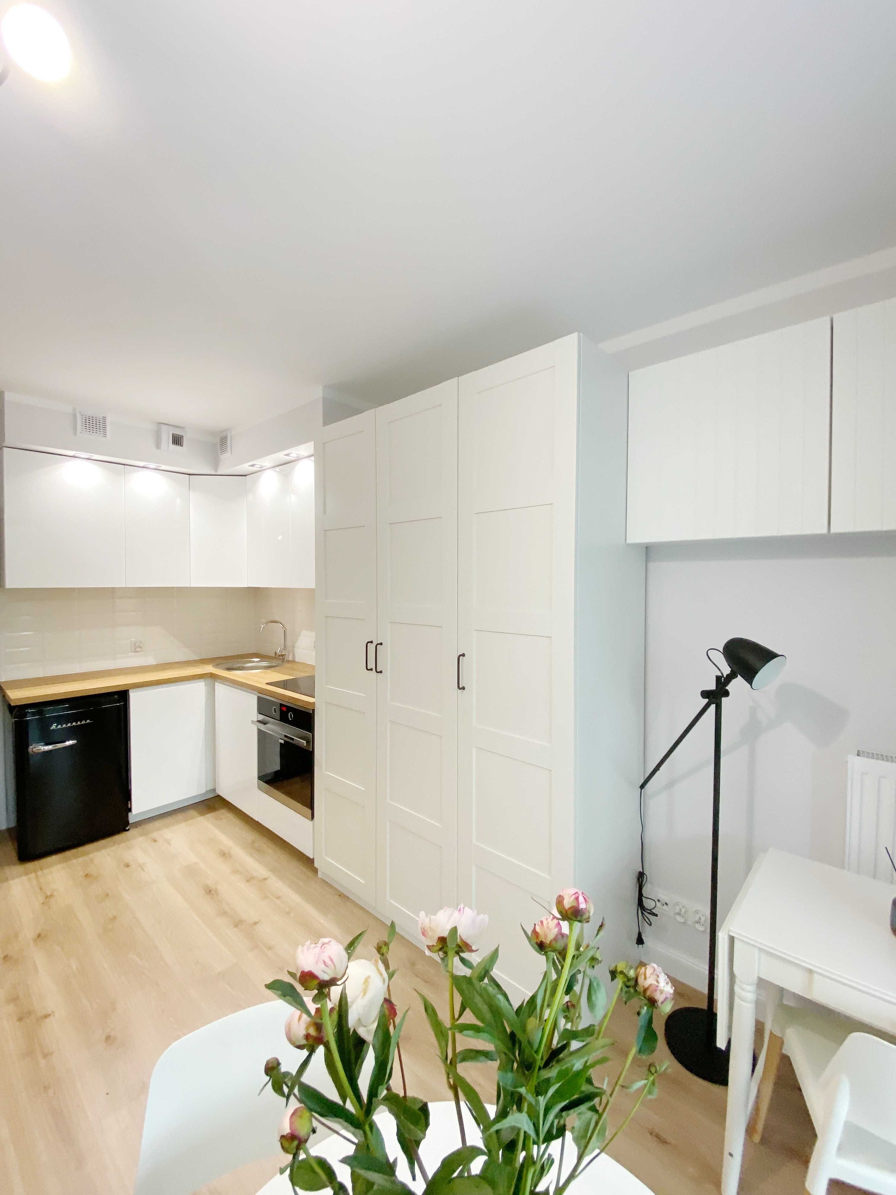 Modern Studio Apartment with New Appliances