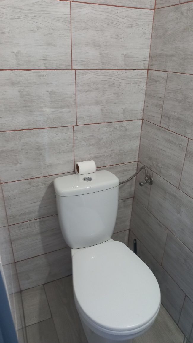 Compact Studio Near Train Station with Kitchen