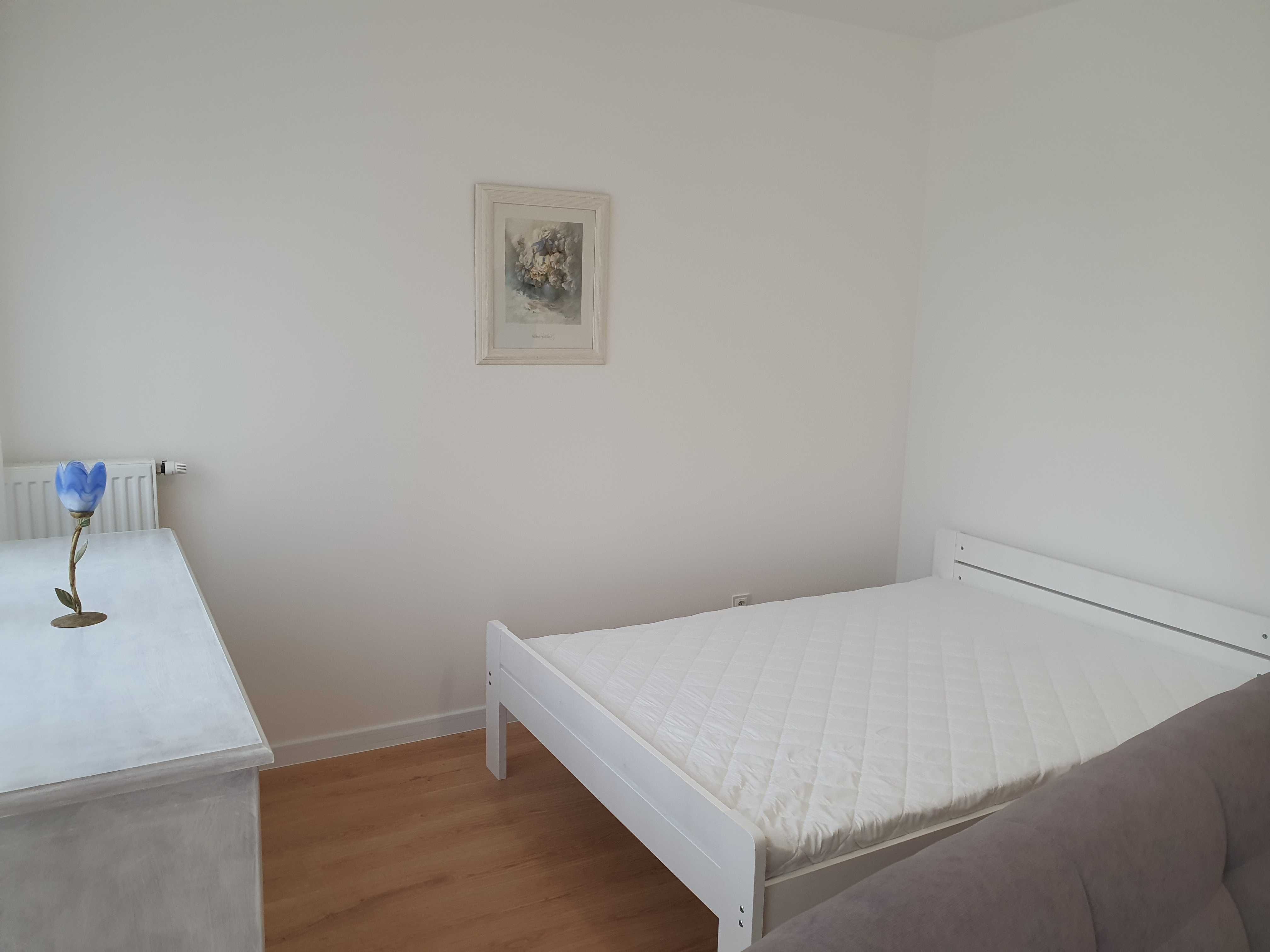 Fully Furnished Studio Apartment in Poznań - Smolna Street
