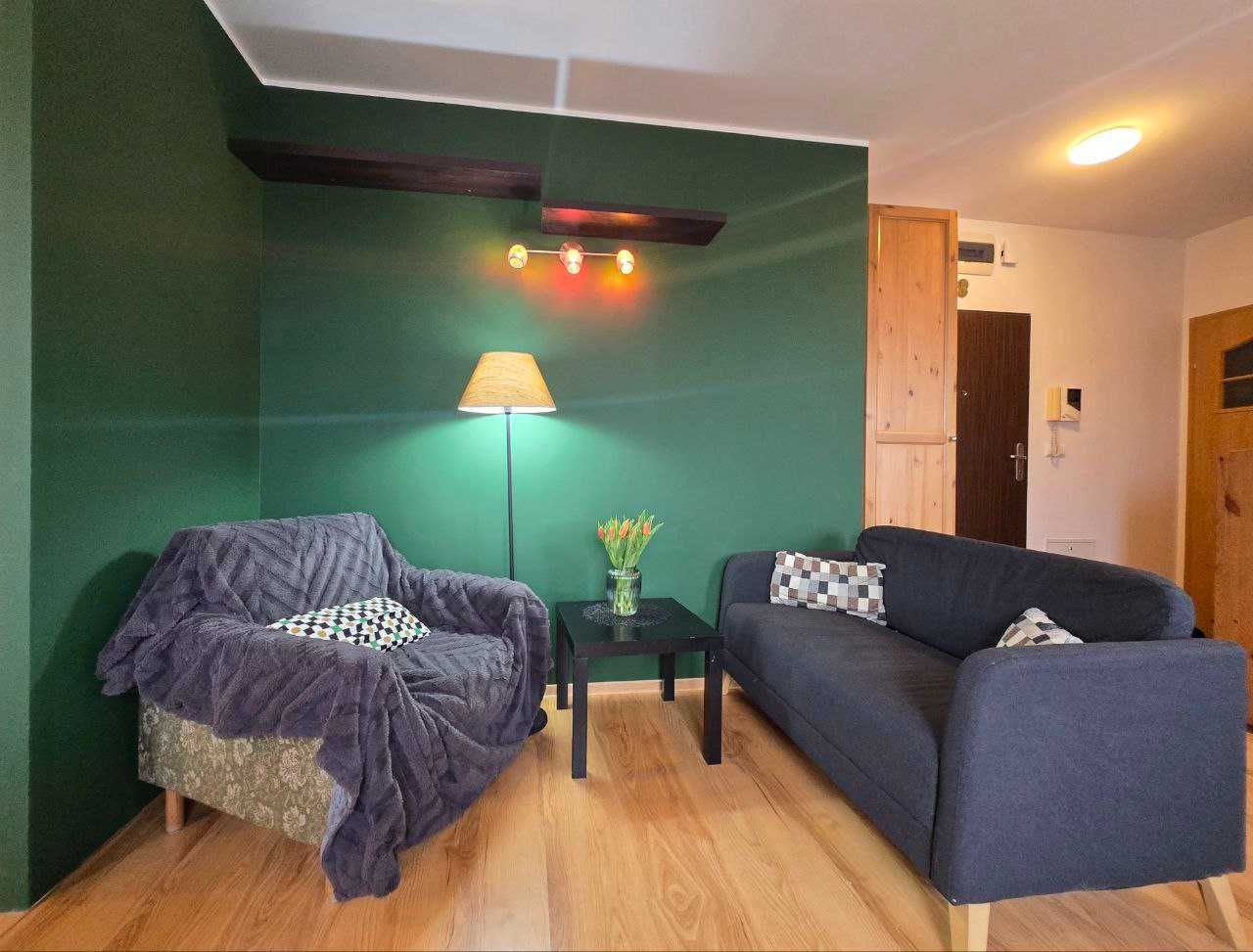 Modern Studio with Large Terrace Near Metro