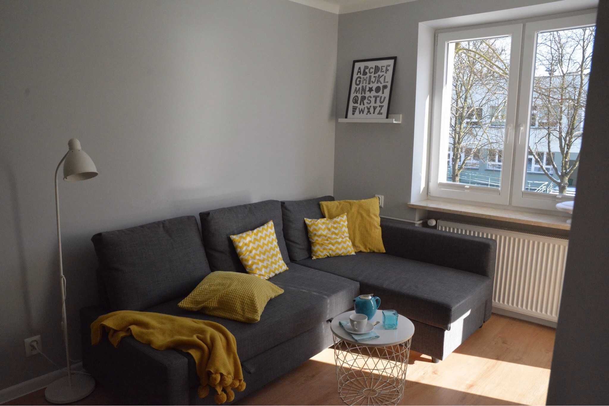 Renovated 2-Room Apartment with Balcony Near Rondo