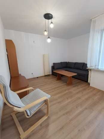 Modern 2-Bedroom Apartment with Parking in Bronowice
