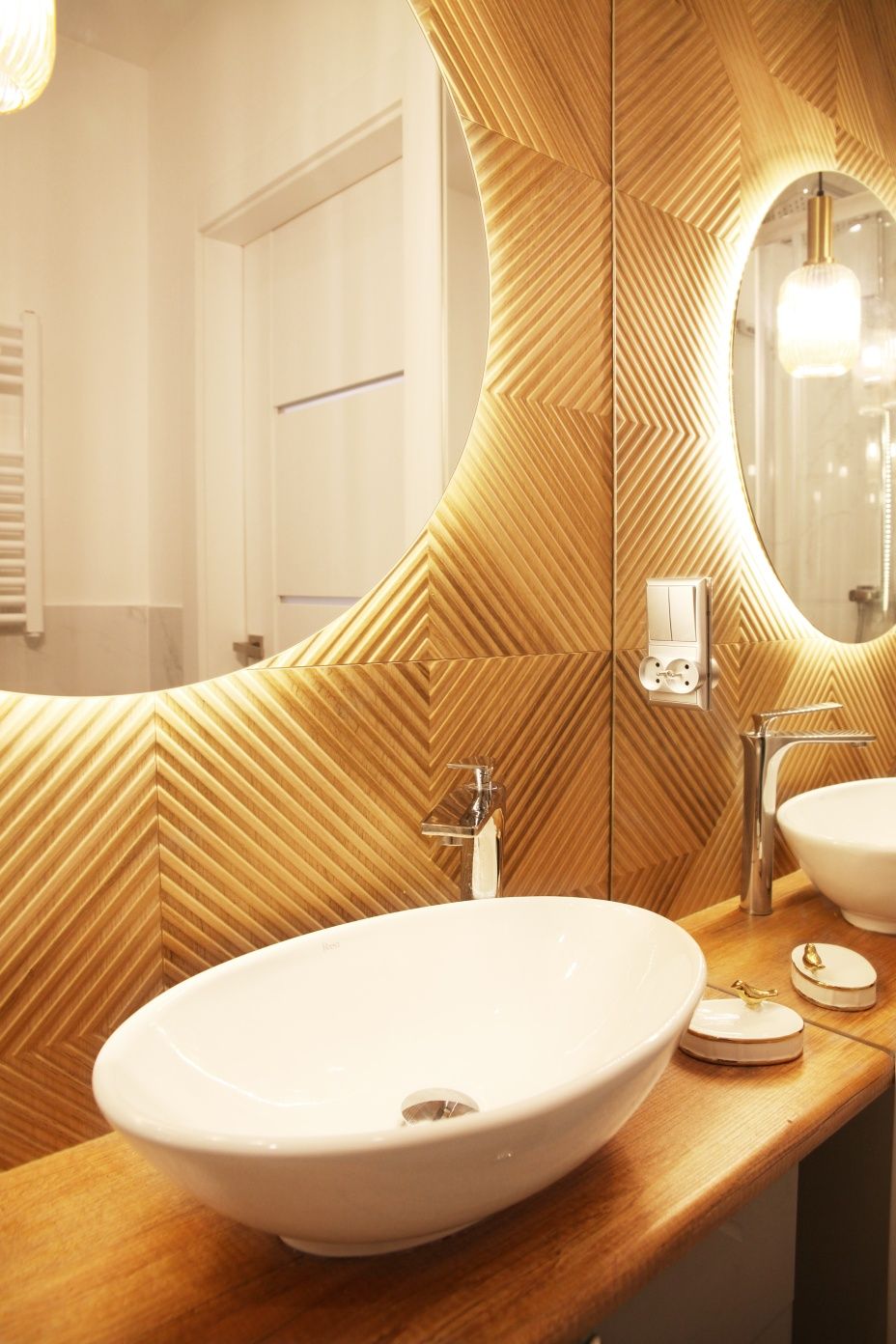 Luxury Modern Apartment in Katowice - Fully Renovated with Parking