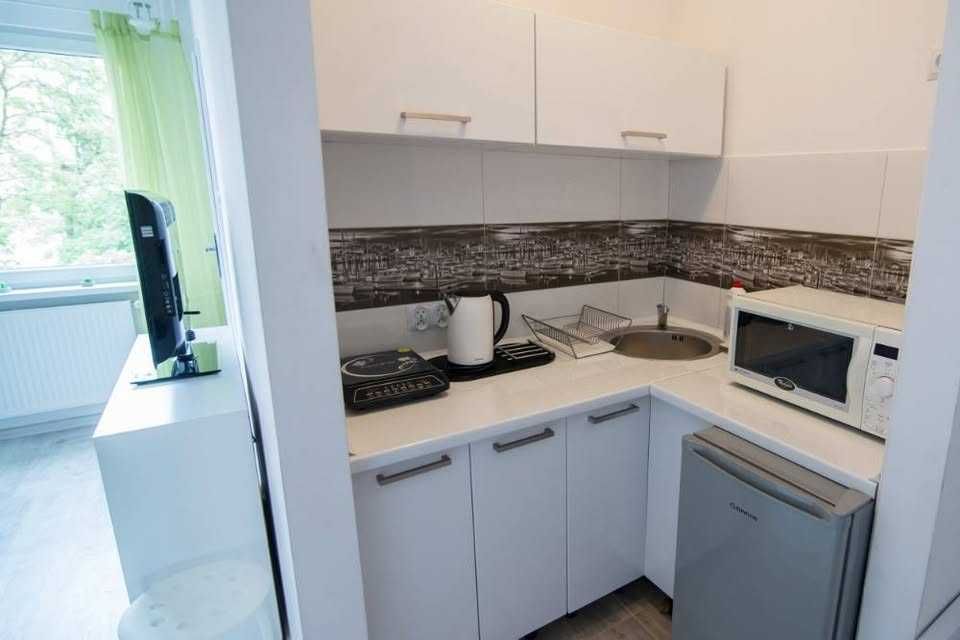 Modern Studio Apartment Near Park and Sea