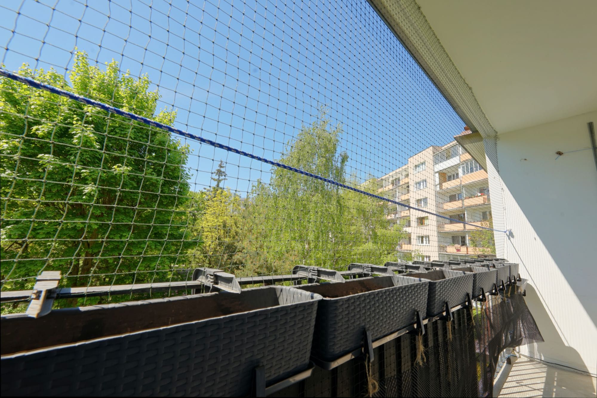 Comfortable 1-2 Person Room in Central Gdańsk with Balcony and Modern Amenities
