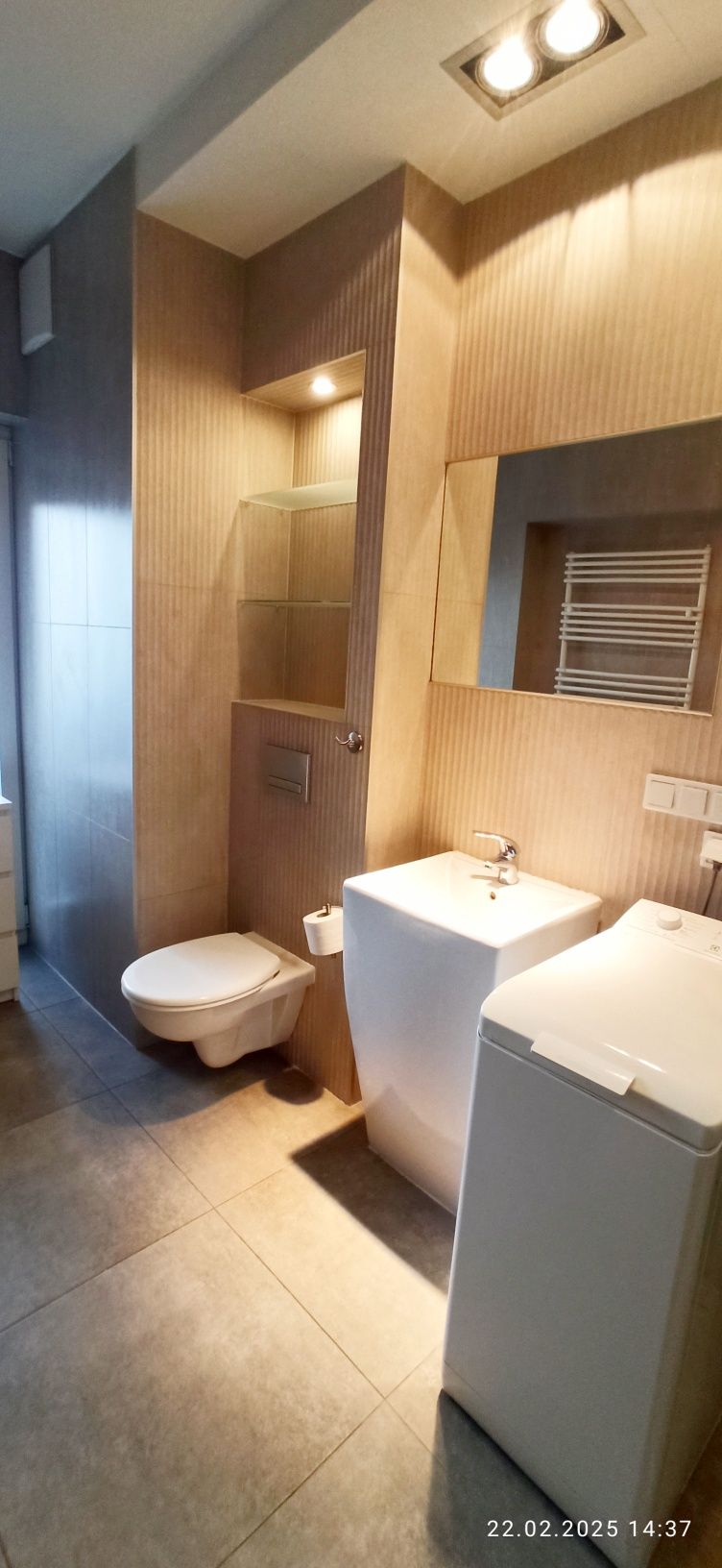 Modern Studio with Garden Near City Center