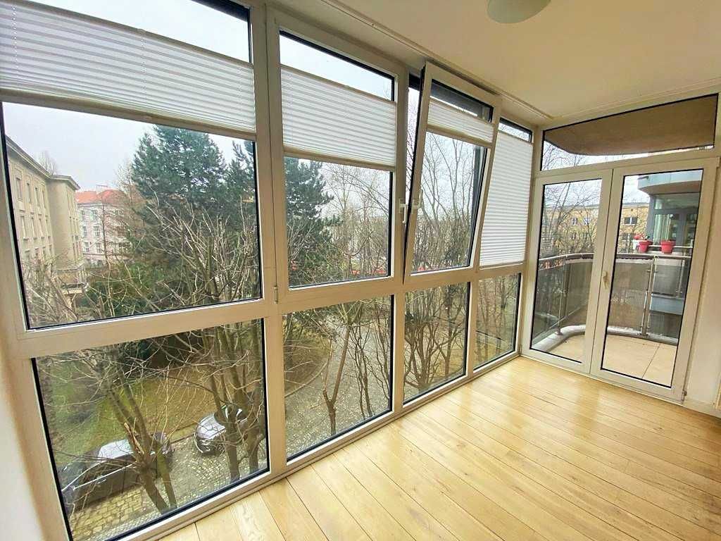 Spacious 2-Room Apartment in Upper Mokotow, Close to Park and Metro