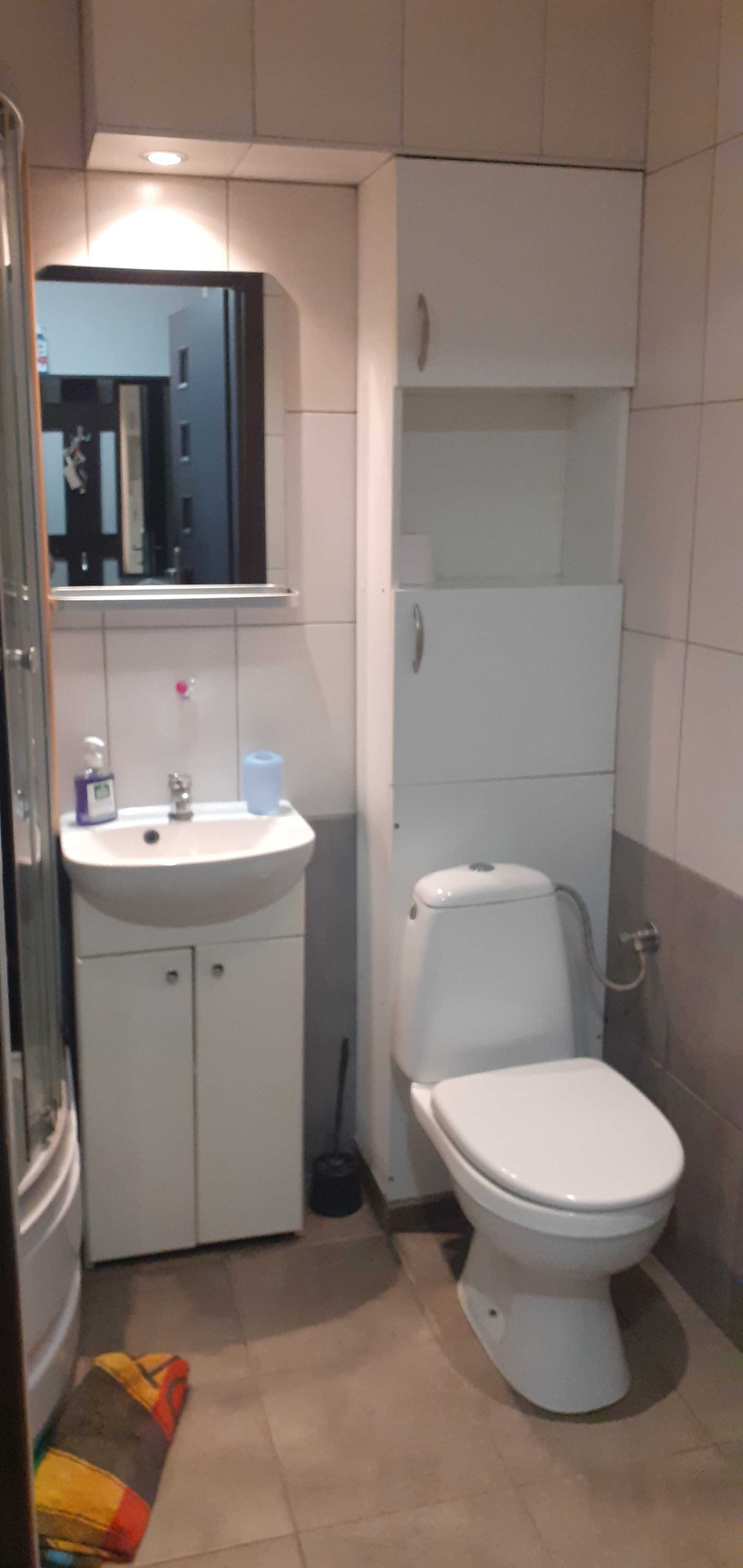 Two-Room Apartment with Elevator on Chryzantem Avenue
