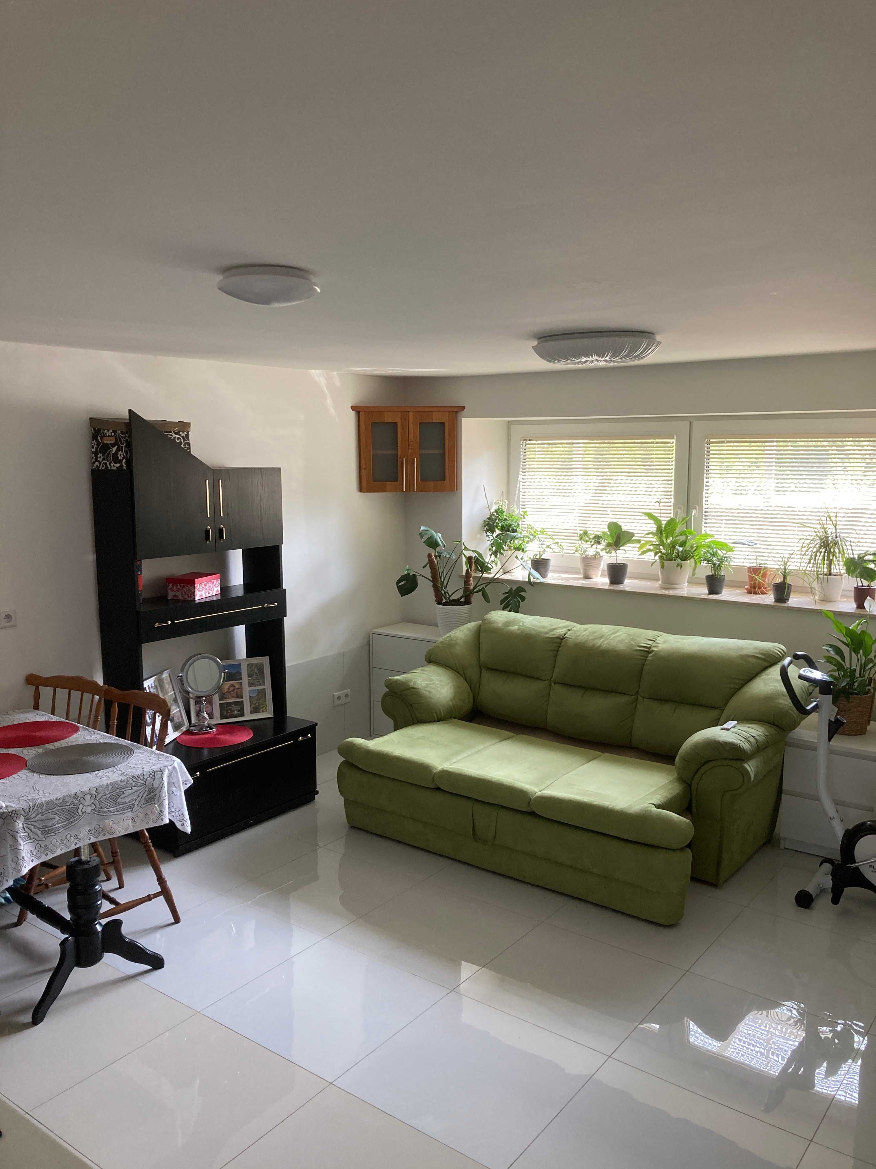 1-Bedroom Apartment in Bronowice, Krakow - 30m² Modern Living Space