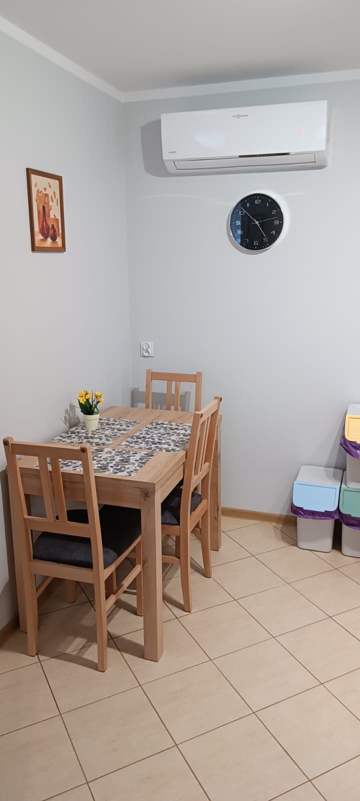 Modern Air-Conditioned 2-Bedroom Apartment with Parking