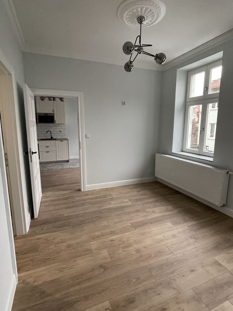 Renovated 2-Bedroom Apartment in Historic Oliwa Building