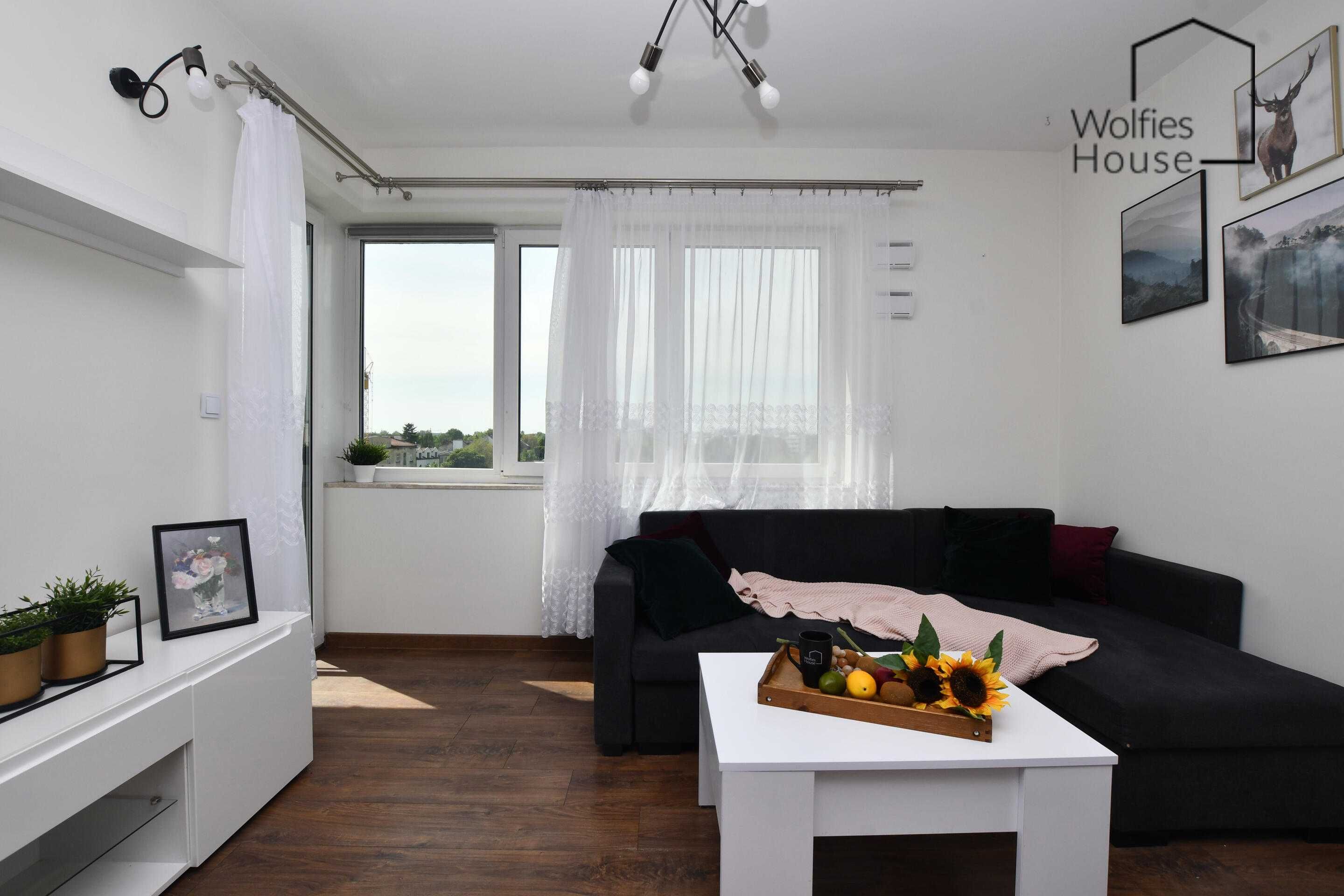 Modern 2-Room Apartment in Vermelo Complex, Krakow
