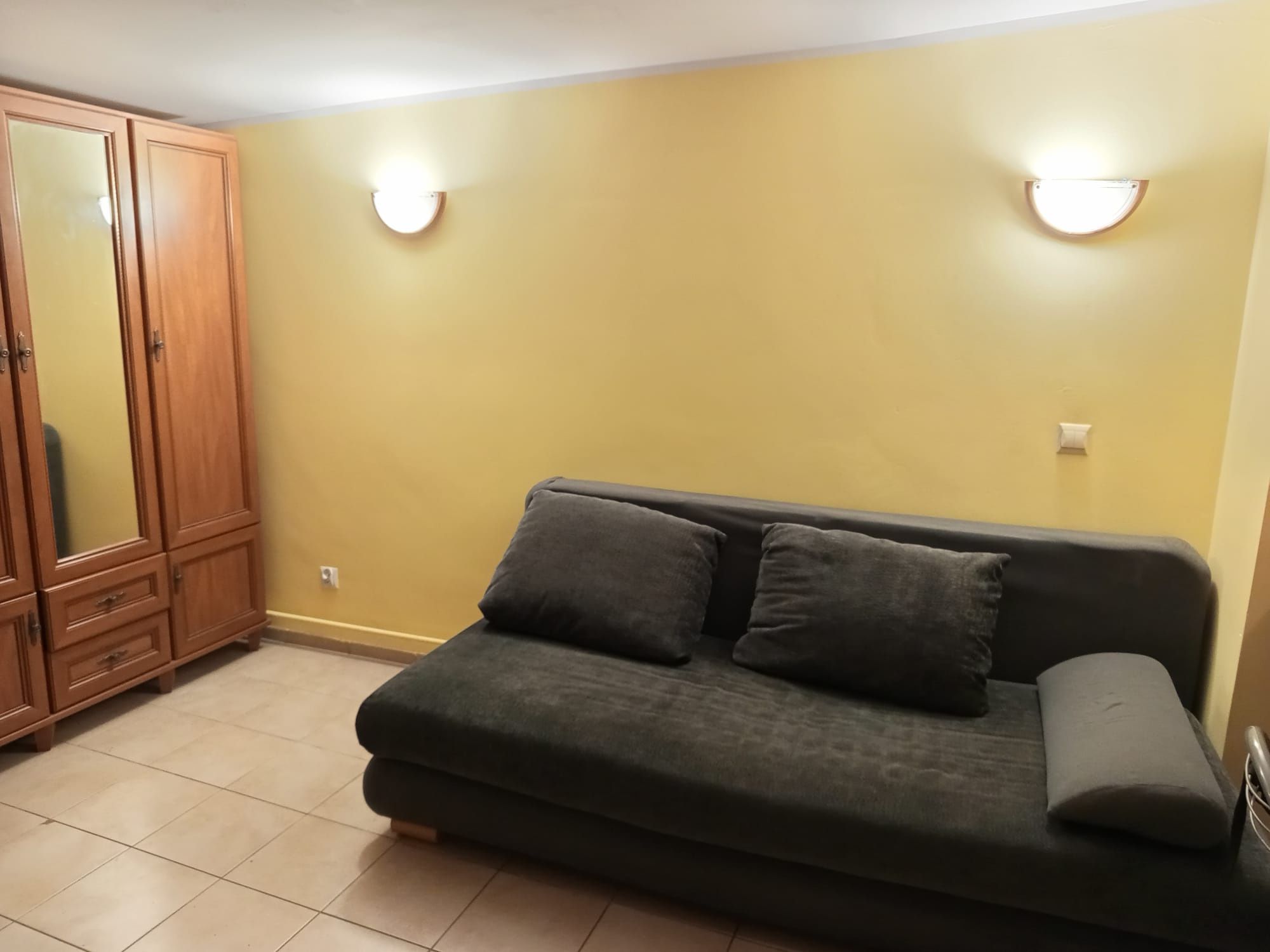 Cozy 25m² Studio Apartment in Quiet Elegant Location
