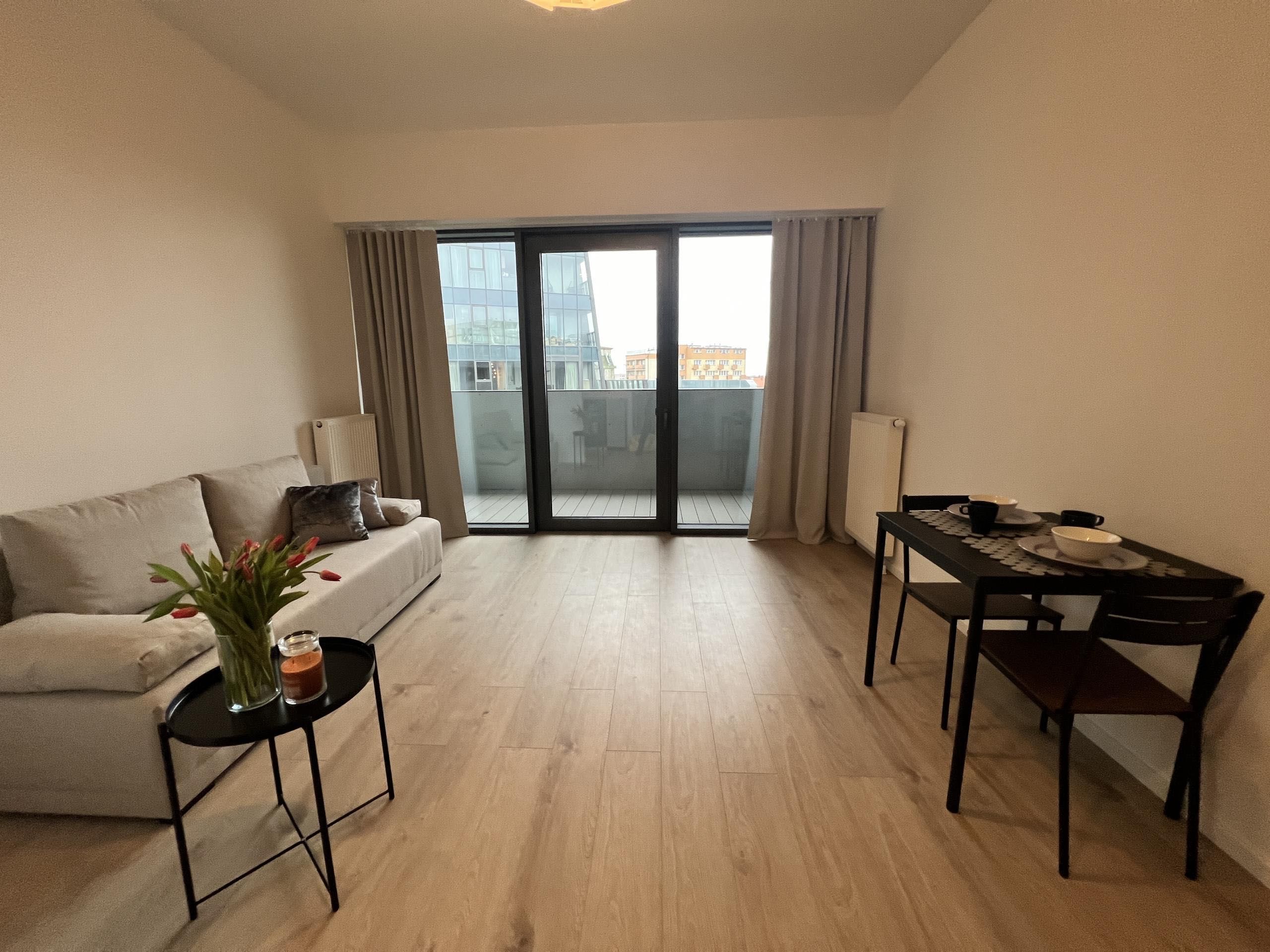 28м2 студиялық пәтер, Hanza Tower, Щецин