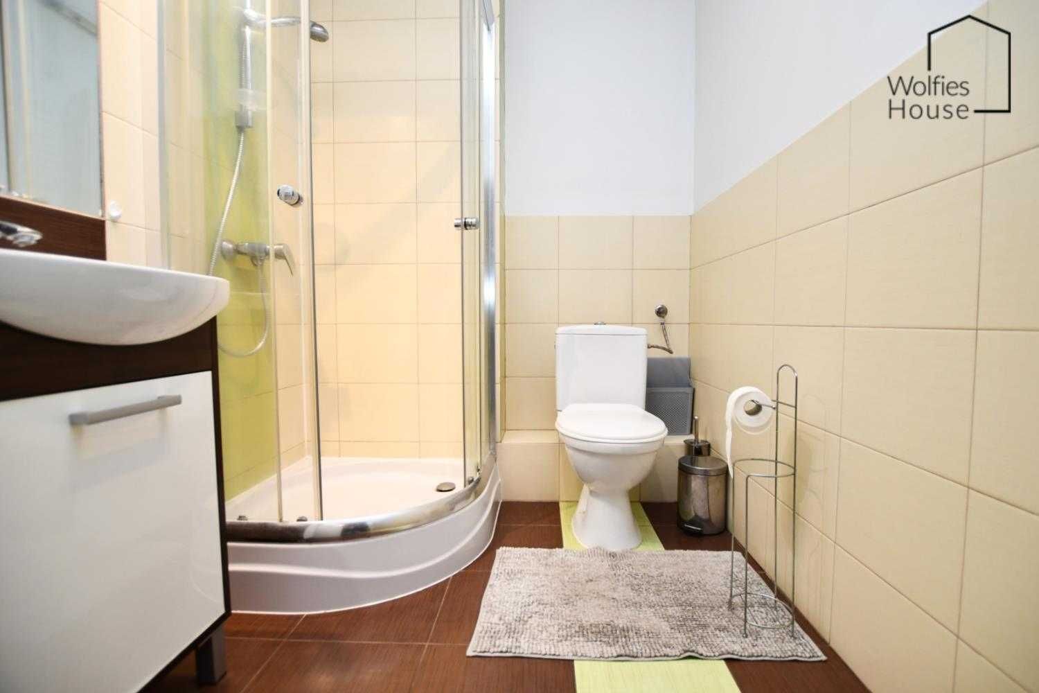 Bright Studio Apartment in Podgórze Duchackie, Macedońska Street