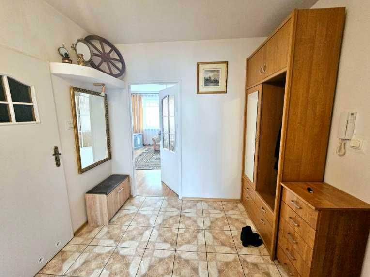 2-Room Apartment for Rent on Poludniu, 51 m²