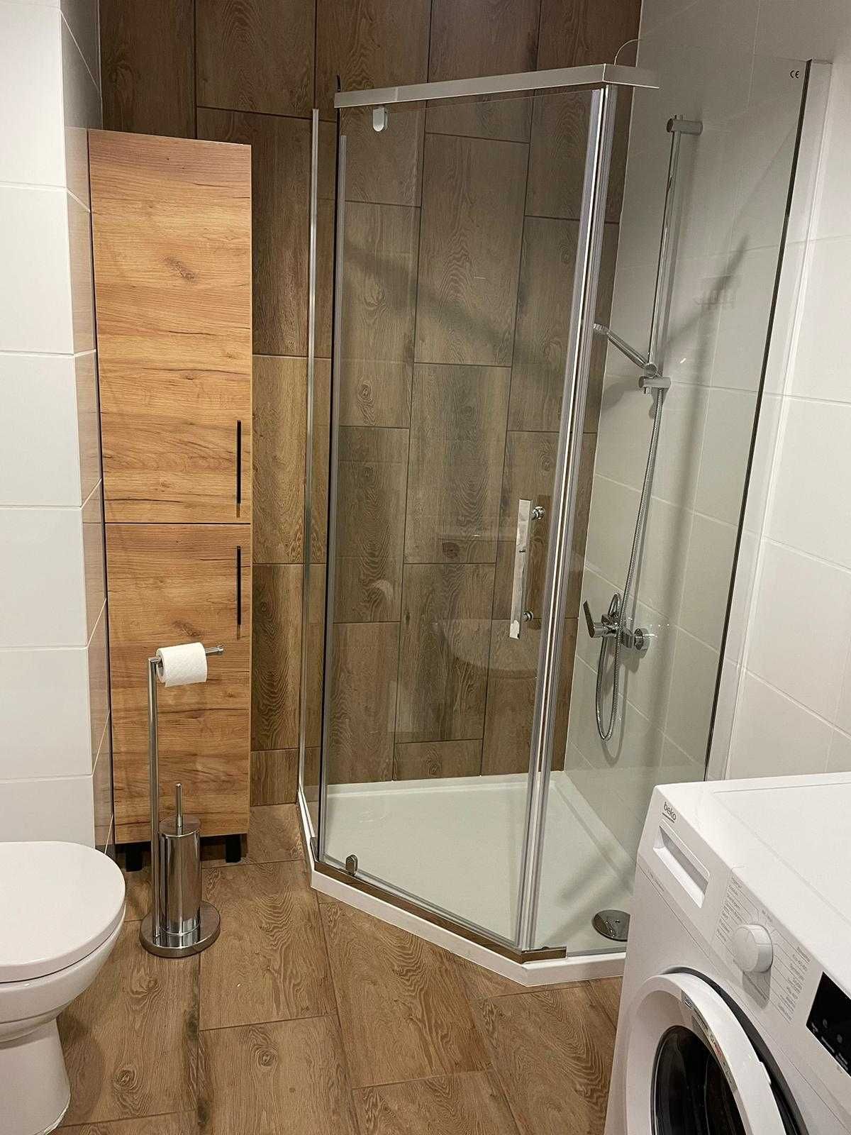 Вроцлавдағы заманауи студия, 28.4м², толық жабдықталған