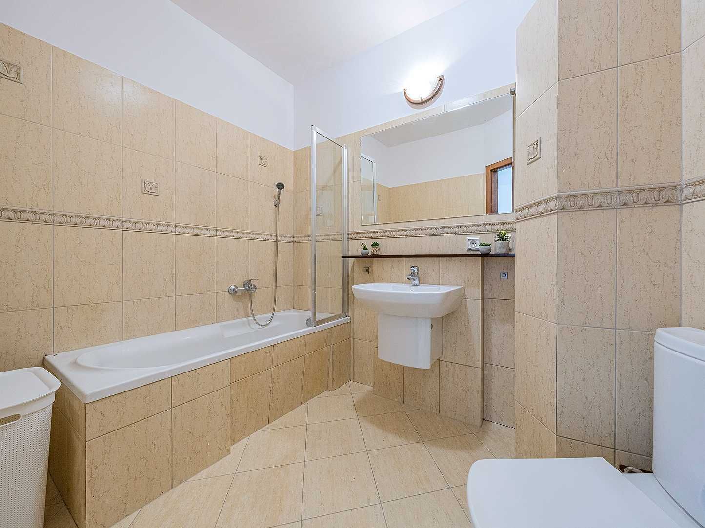 Гдыня-Домбровадағы 32м² заманауи пәтер, автотұрақпен