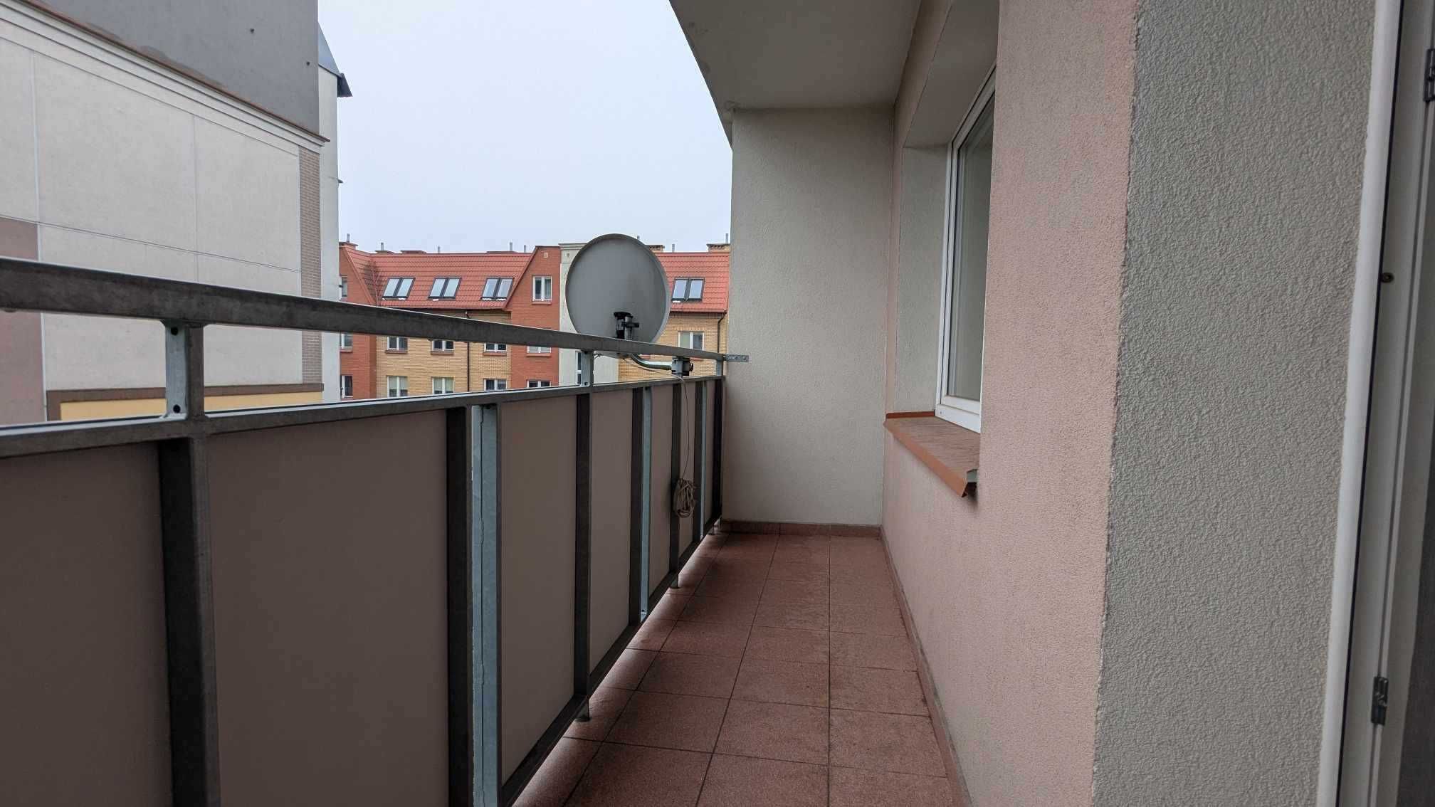 2-Room Apartment near City Center with Balcony