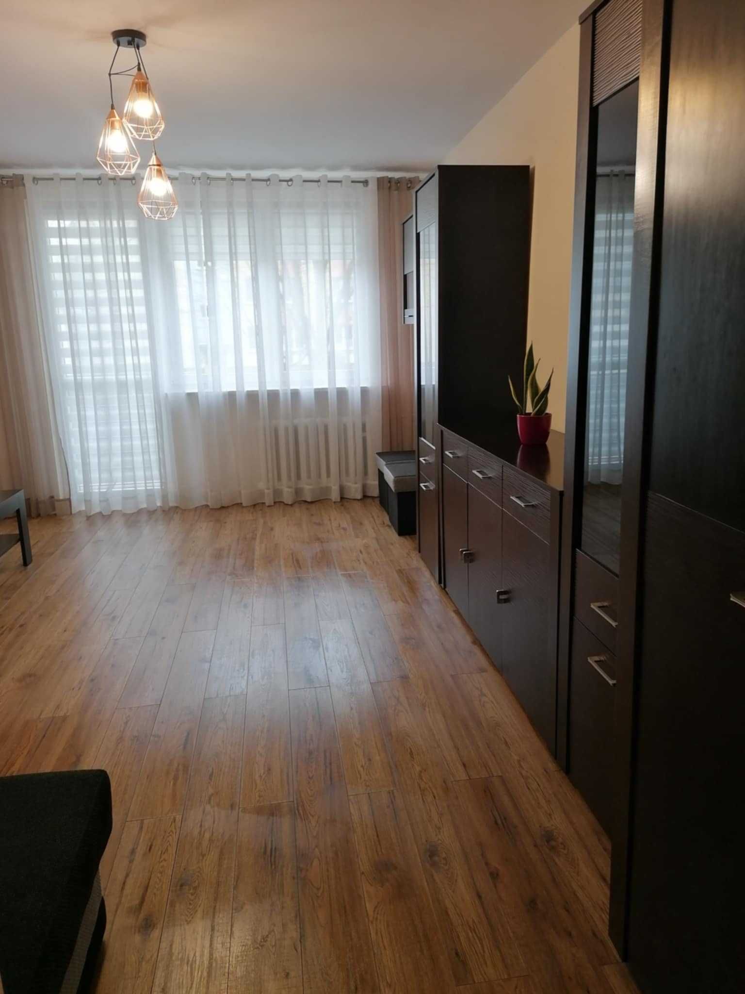 2-комнатная квартира в Пулавах, улица Норвида, полностью меблирована