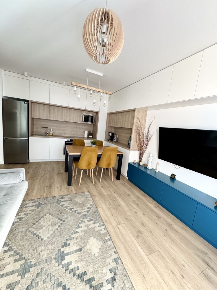 Modern 3-Room Apartment with Gym and Parking