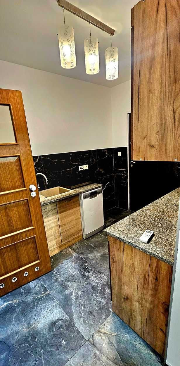 Modern Studio with AC Near Lidl, Fully Furnished
