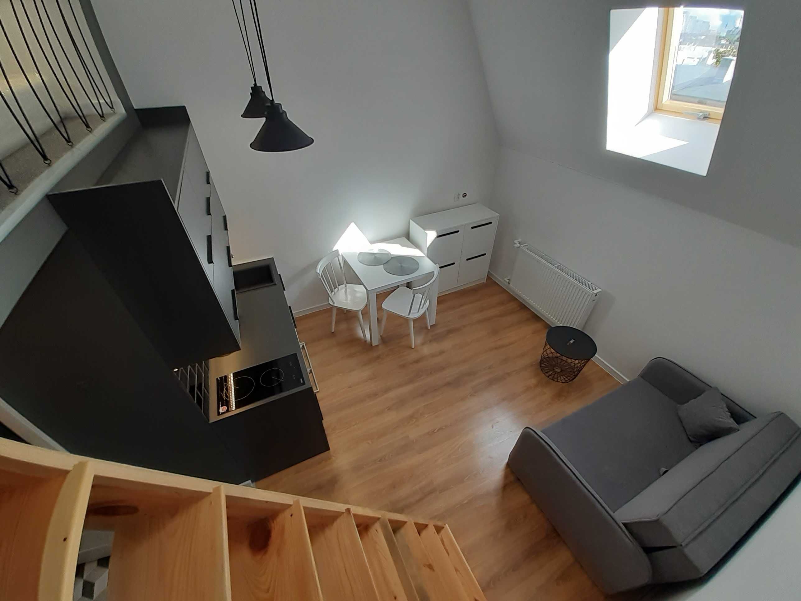 Modern Studio with Mezzanine in City Center