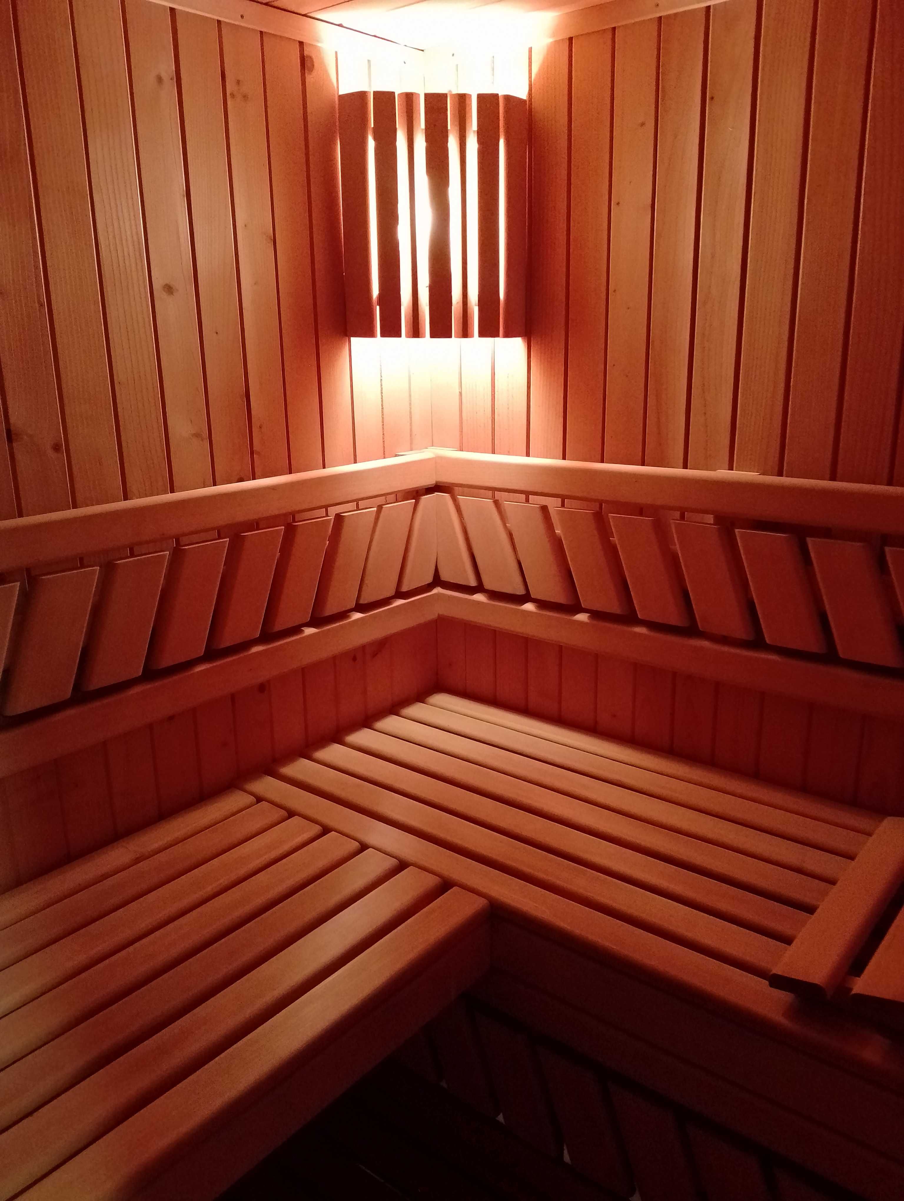 Spacious 74m2 Apartment Near Wolski Forest with Private Parking