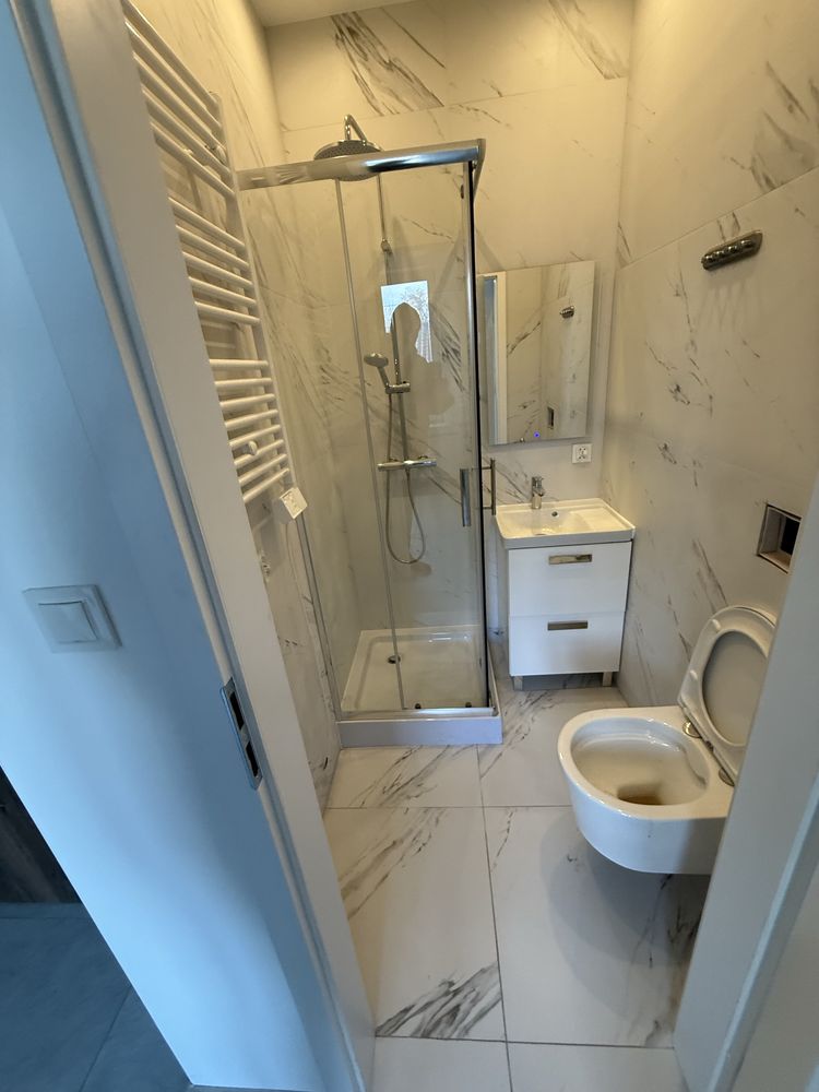 Modern Studio Apartment Near Railway Station