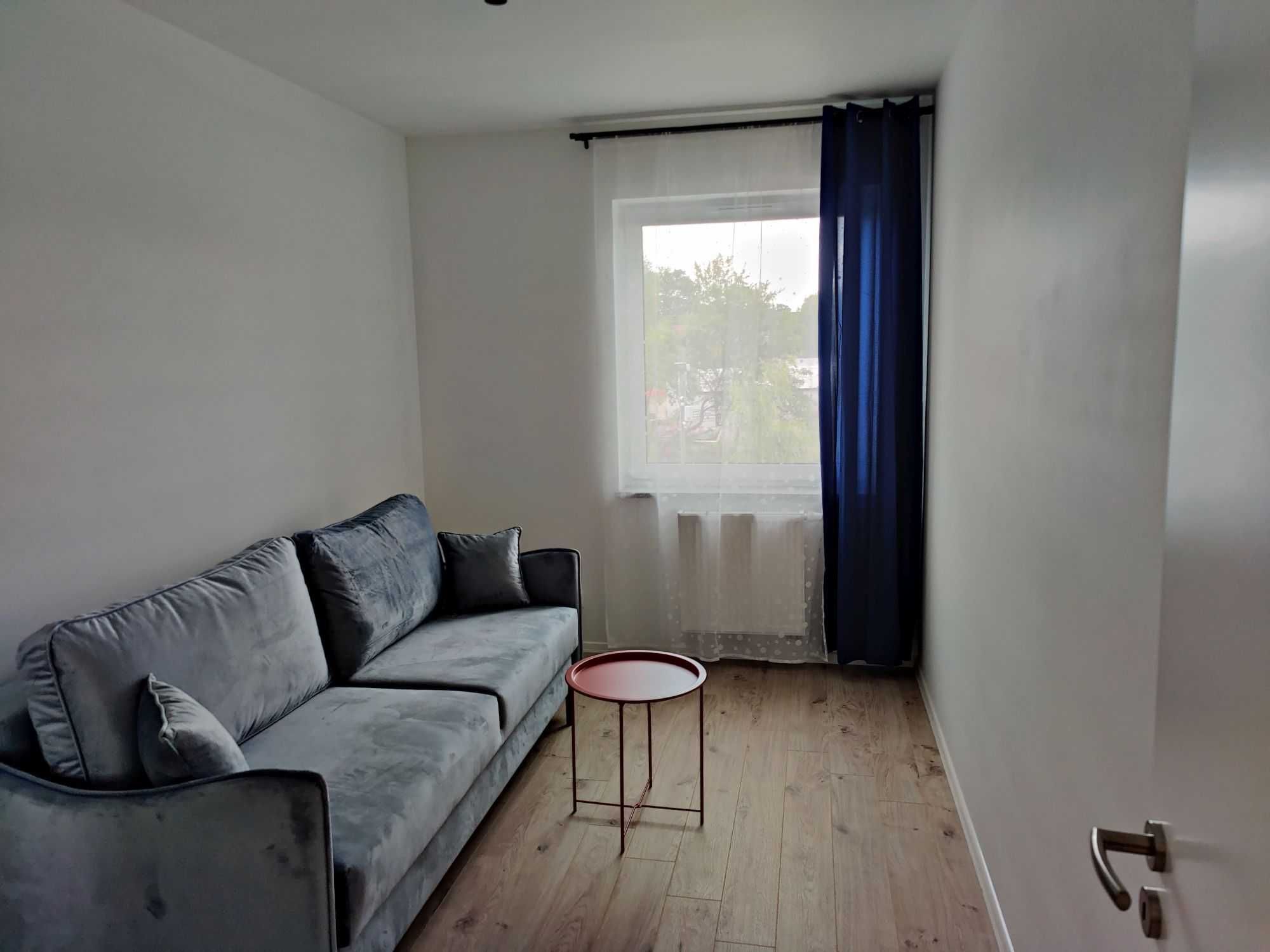 Comfortable 2-Bedroom Apartment with Parking