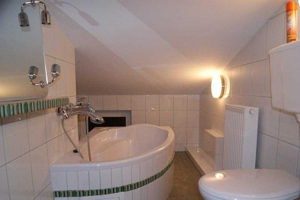 Attic Studio Near SKM PKP Wawer Station