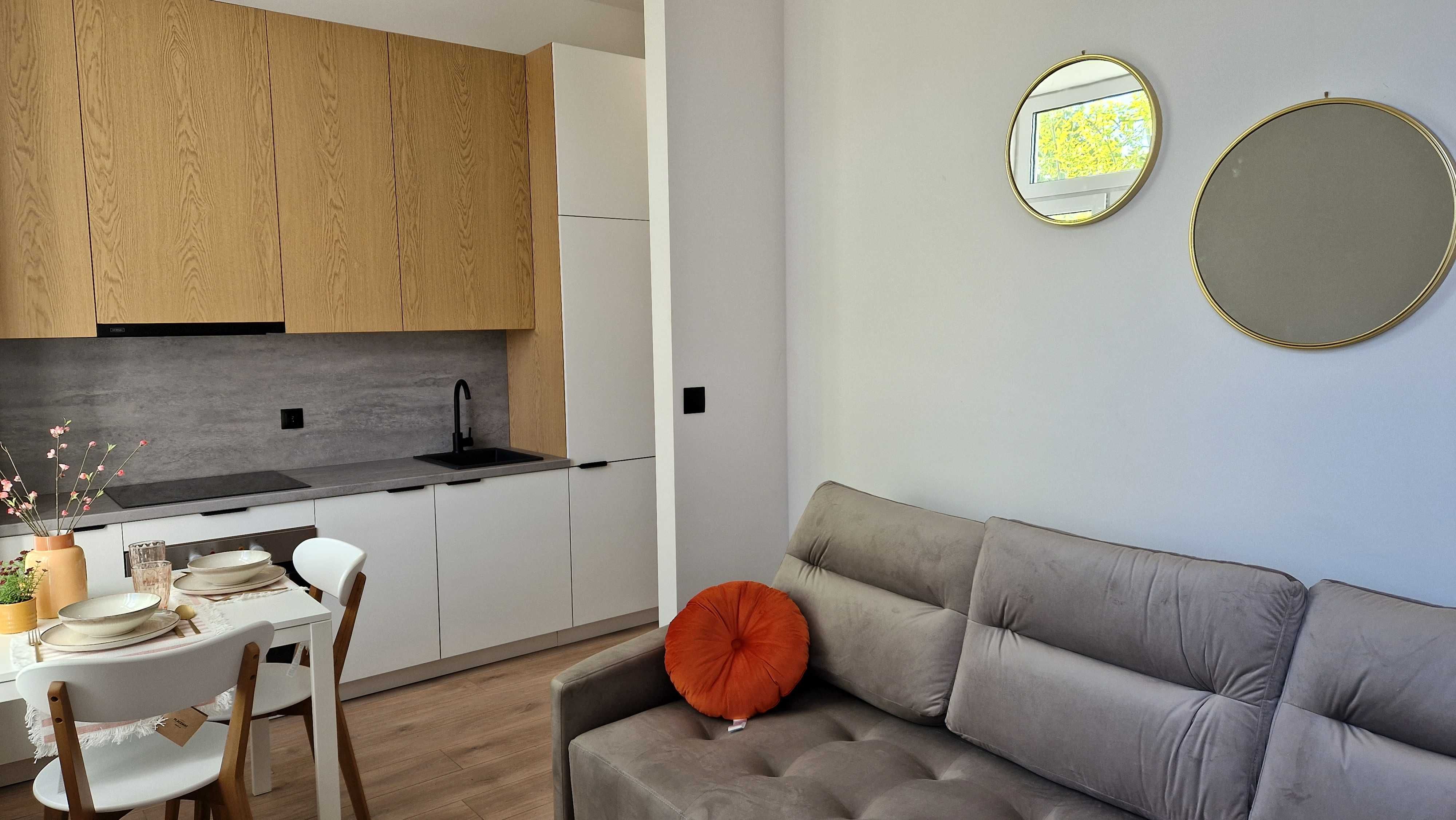Modern Studio Apartment in Central Radom