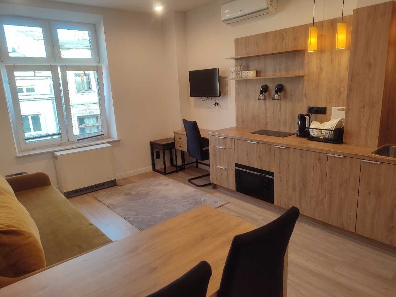 Cozy 20m² Studio Apartment Near City Center, Close to Market