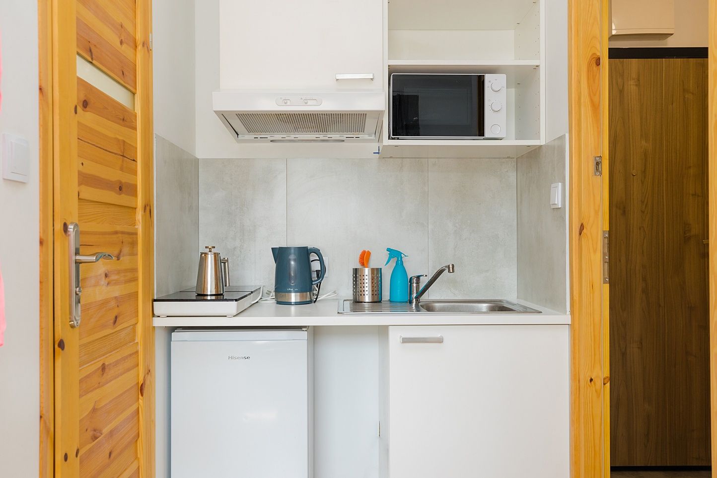 Modern Studio Apartment with Equipped Kitchen in Ursus