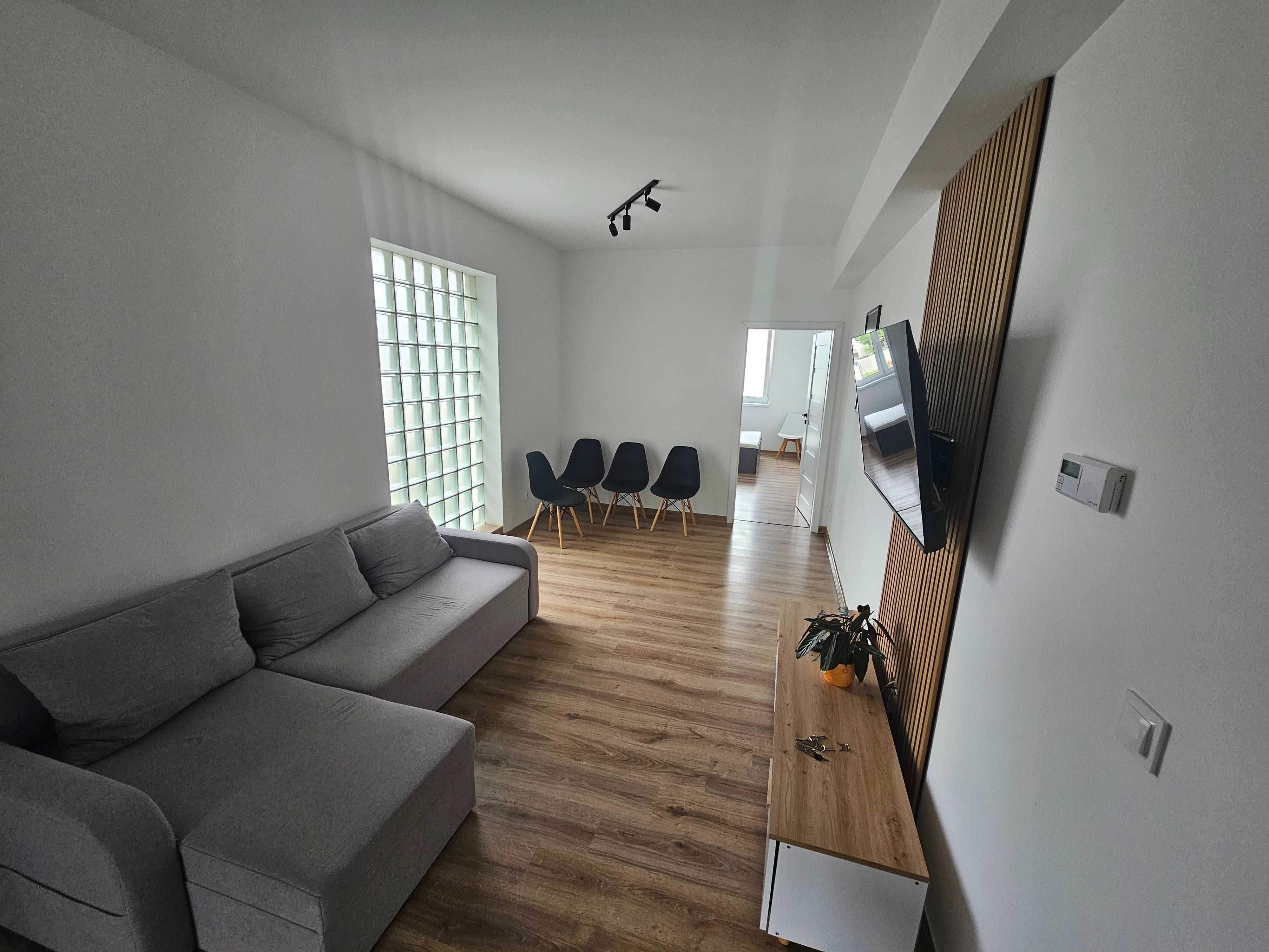 Cozy Ground Floor Apartment near Poznań with Private Entrance