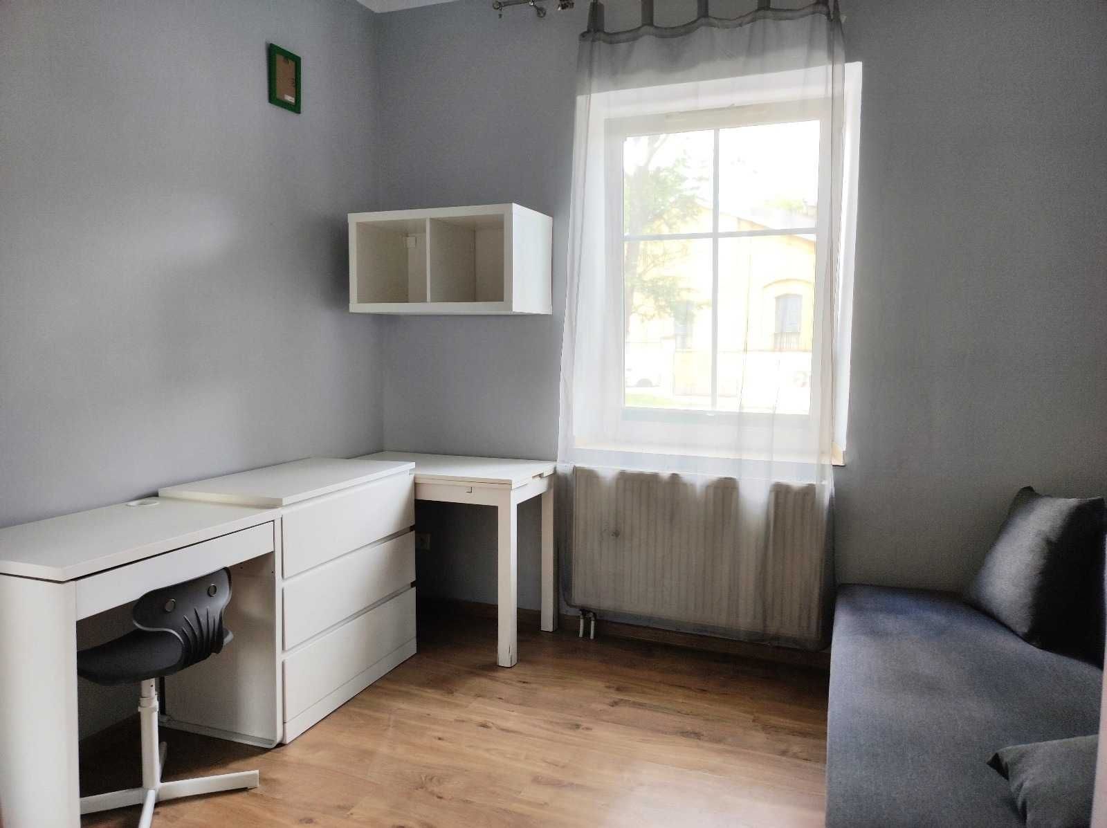 Bright Studio Apartment in Krakow, Close to City Center and Universities