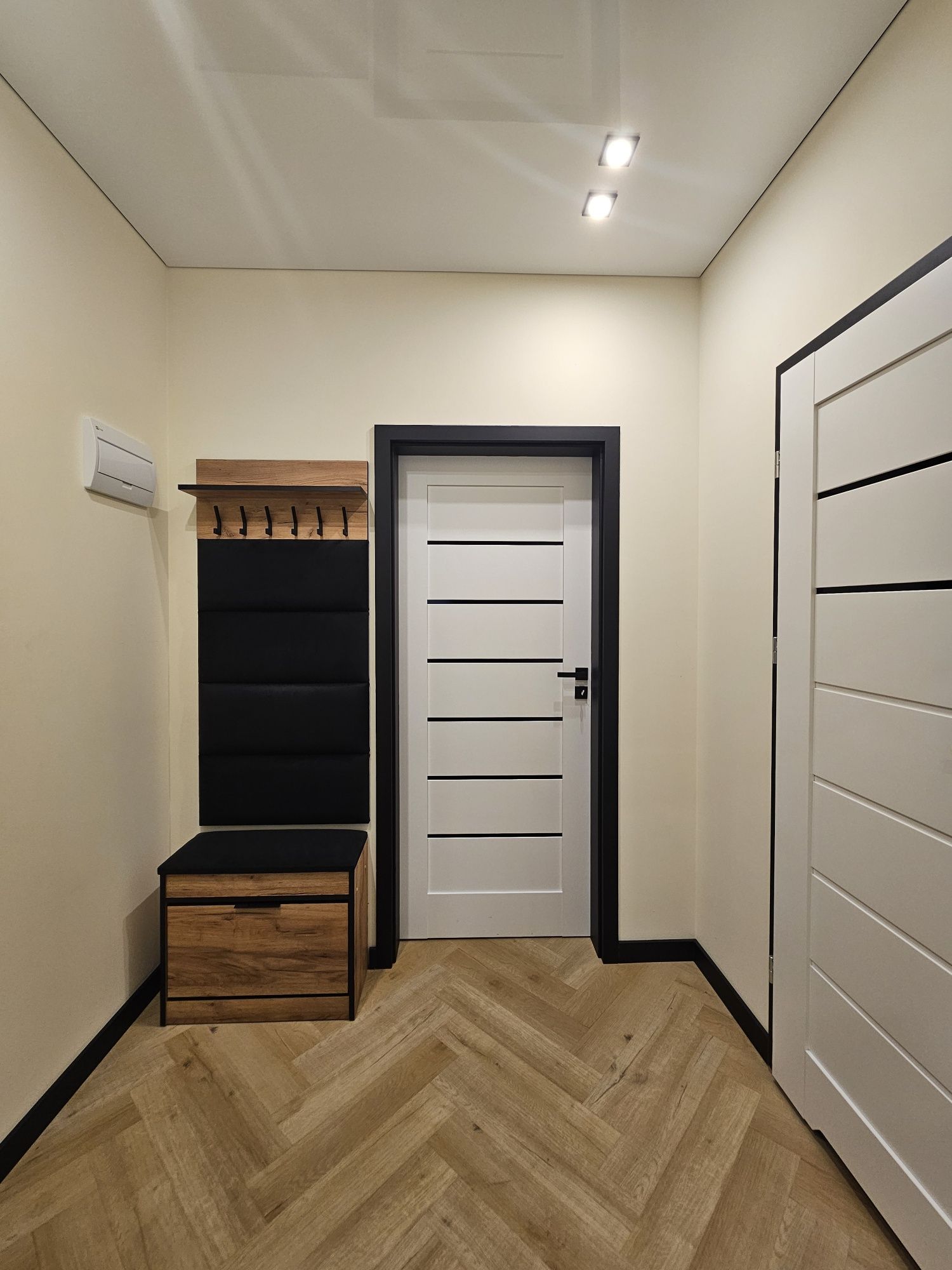 2-Room Apartment in Jaworzno, Fully Renovated and Furnished