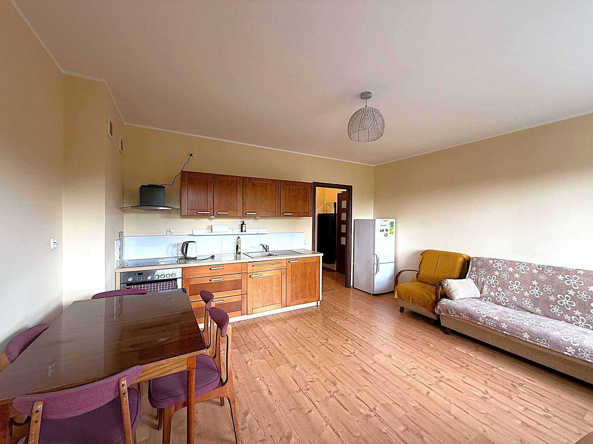 Comfortable Two-Room Apartment Near City Center