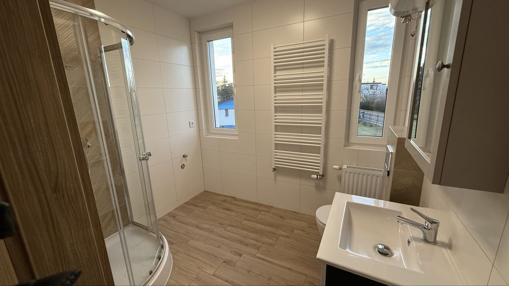 Compact 33m2 Studio Apartment Near Poznań, Well-Connected Location