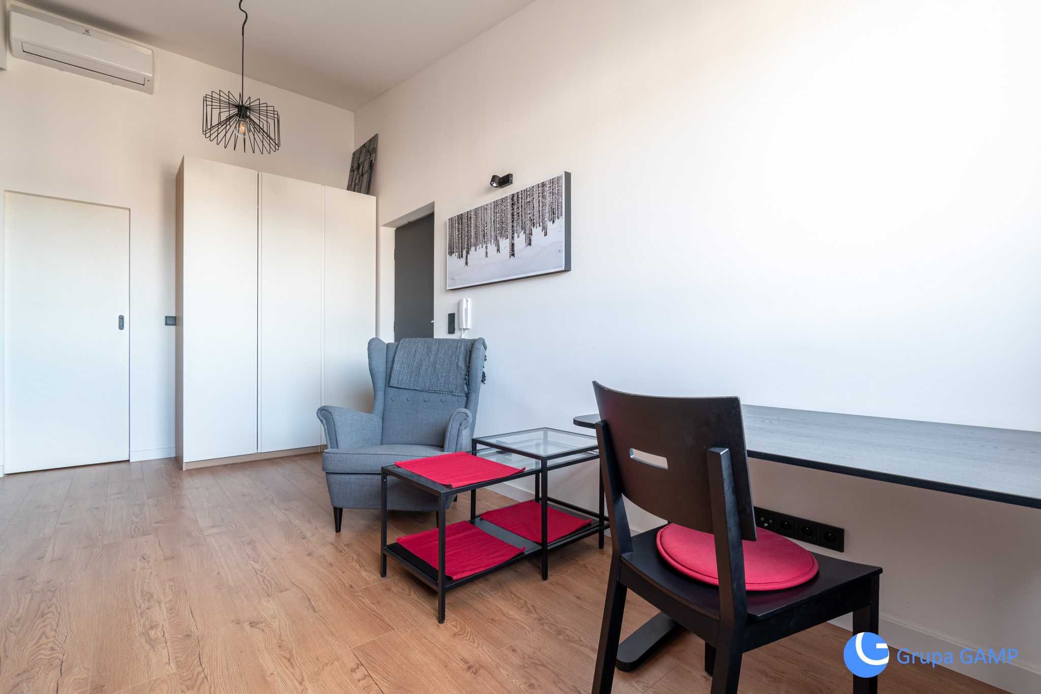 Charming Studio Apartment in Krakow's Old Town
