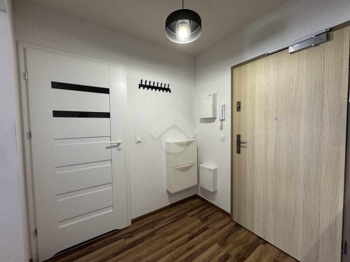 Compact 30.1m² Apartment in Wola Duchacka, Kraków with Modern Amenities