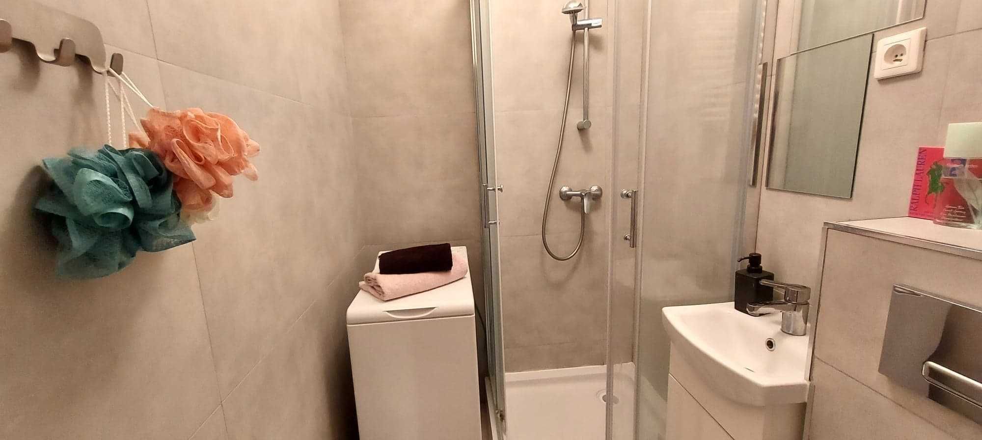 Modern Studio Apartment Near Krakow City Center